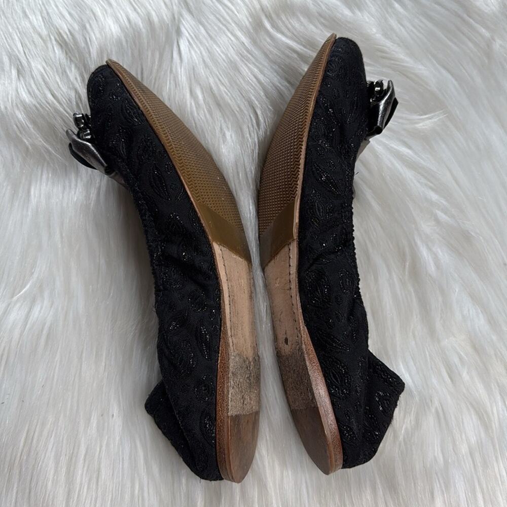 Miu Miu Black Shimmer Fabric and Leather Bow Embellished Scrunch Flat - Picture 7 of 9